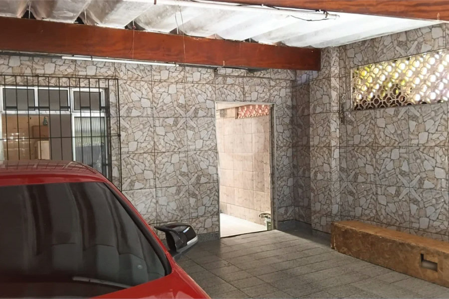 Térrea 02 dormitórios, localização privilegiada. Próximo a tudo