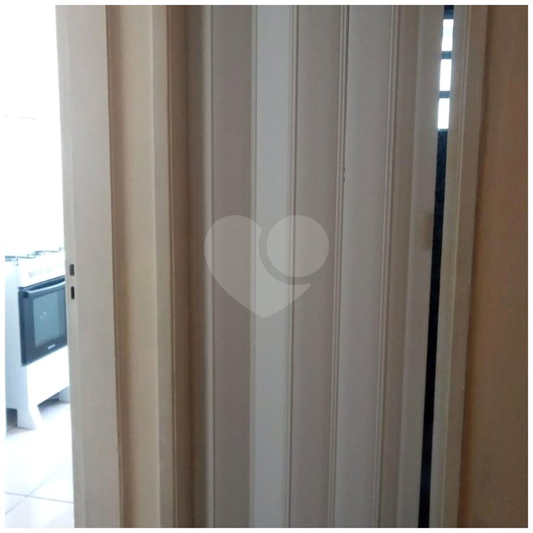 Apartamento mobiliado com 49 m² de área útil, 1 quarto, à venda na Bela Vista