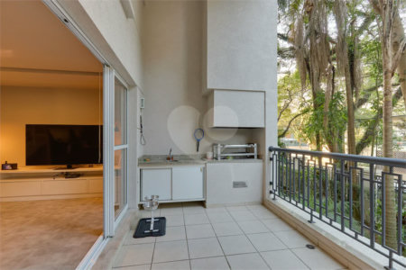 Apartamento Duplex com 3 quartos á venda em Alto da Boa Vista, São Paulo - SP