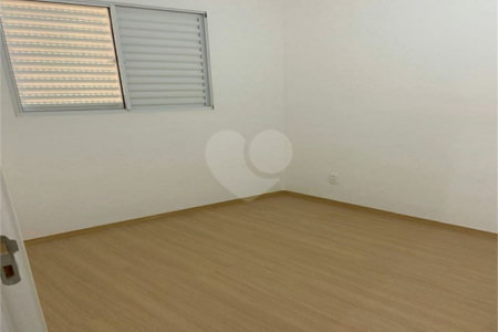 Apartamento no Residencial Flor de Liz