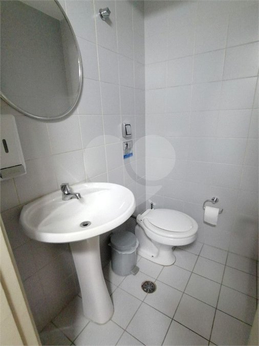SALA/CONSULTÓRIO ODONTOLÓGICO Região da Paulista, 45m2.