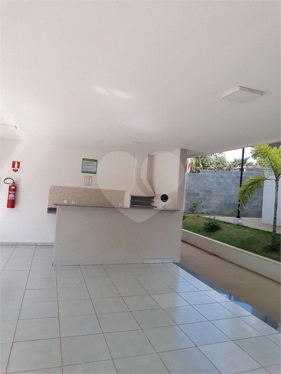 Apartamento no Condomínio Residencial Parque dos Manacás