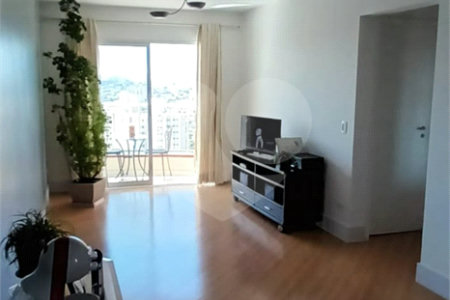 Apartamento na Vila Mascote | 1 dormitório | 1 vaga | Varanda