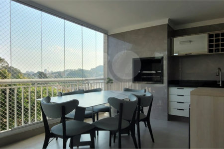 Amplo apto à venda | 113 m² | 3 dormitórios (1 suíte) | 2 vagas na Mooca!