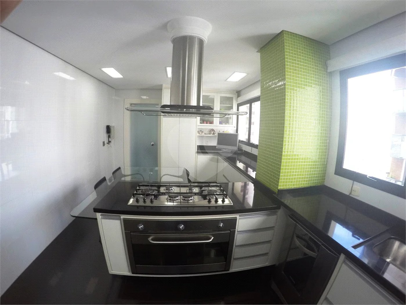 Apartamento 215m² no Anália Franco - 3 suítes