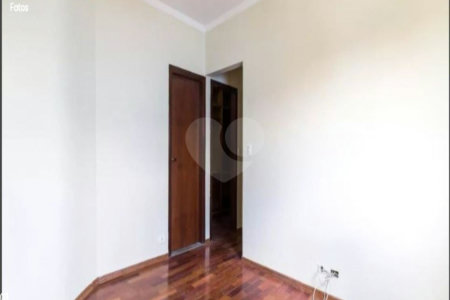 Casa com 203m² , 4 dormitórios , sendo 3 suítes , 2 vagas , à venda na Vila Formosa.