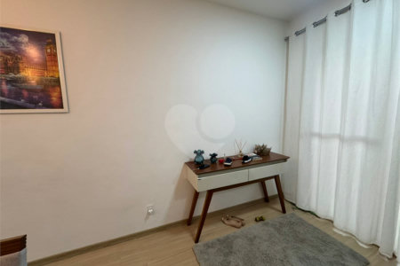 Apartamento de 2 dormitórios, no Vila Verde Sabará, em São Carlos.