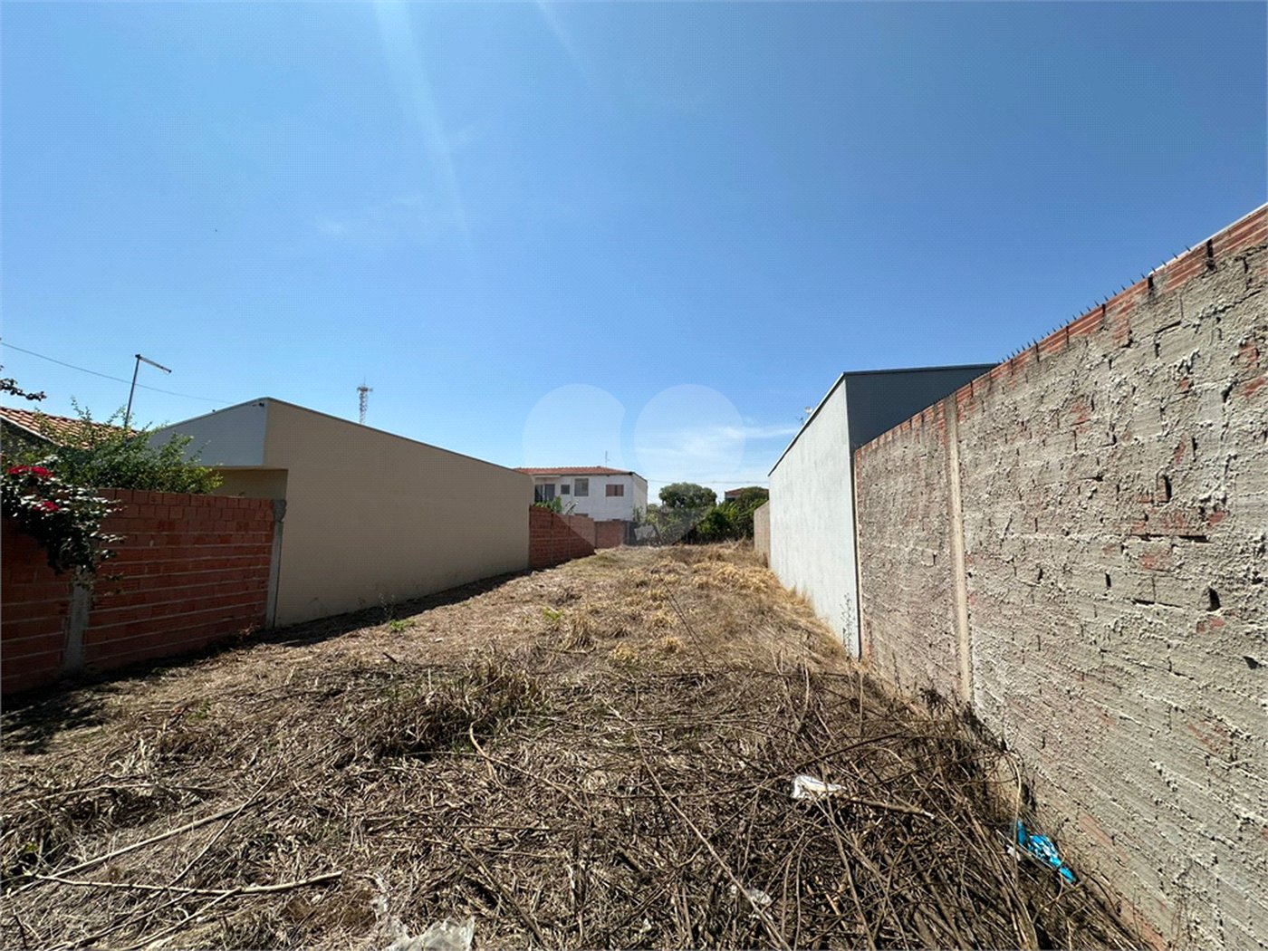Terreno a venda na Vila Brasília