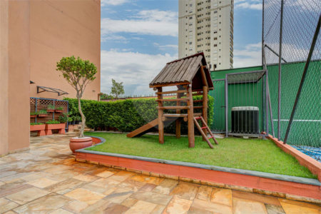 Apartamento para alugar com 3 quartos, sendo 1 suíte, em Chácara Santo Antônio, São Paulo, SP