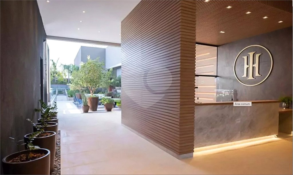 Apto Gardem à venda com 162m², 3 quartos e 2 vagas,a 600 metros do Metrô Santa Cruz. Aceita e estuda Permuta.