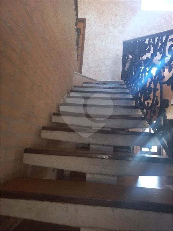 Linda casa com piscina localizada no melhor condomínio de Hortolândia - Green Park.