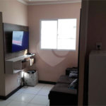 Apartamento no Condomínio Parque dos Manacás