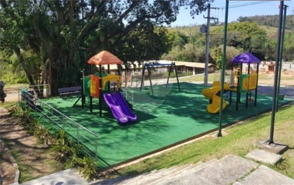 Belo terreno no Condomínio Santa Isabel II - Louveira SP.