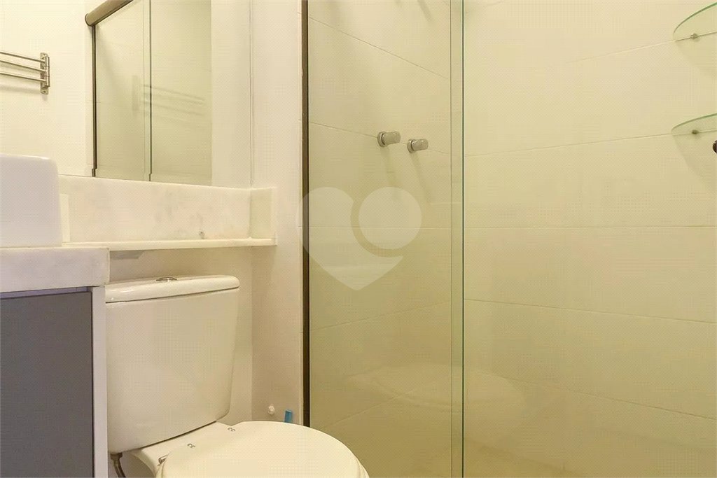 Apartamento com 43m² na região do Campo Belo em São Paulo - SP.