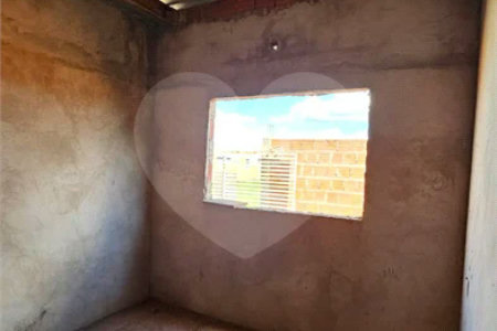 Casa à venda com 3 quartos, sendo 2 suítes, em Jardim Nova Ponta Porã, Ponta Porã - MS