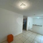 Apartamento no Condomínio Mont Everest .