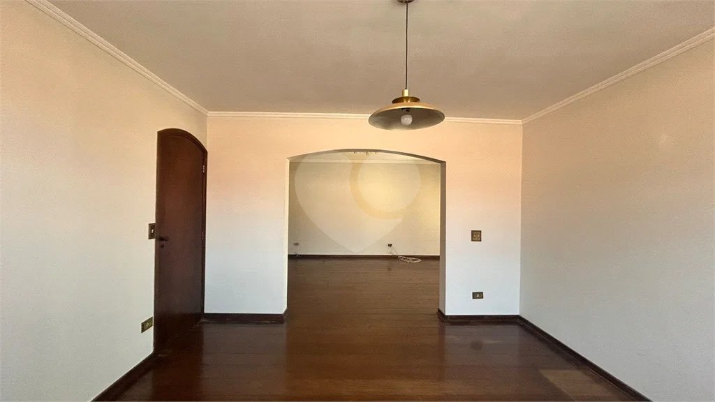 Venda Casa com 4 Dormitórios no Parque Santa Cecília