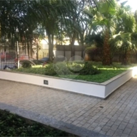 Apartamento para alugar com 4 quartos, sendo 3 suítes,  em Brooklin, São Paulo, SP