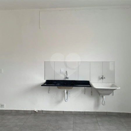 Sala Comercial de 40m² no Alvinópolis - Sobreloja