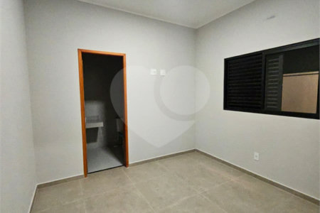 Casa á venda na região Santa Felicia