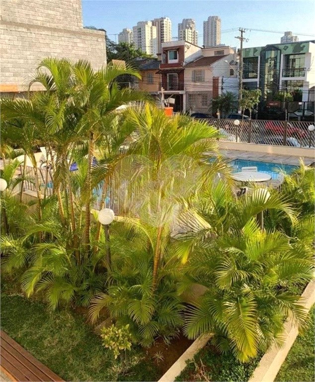 Apartamento a venda na Saúde de 80 metros com 3 dormitórios 1 suíte, 2 vagas e Depósito.