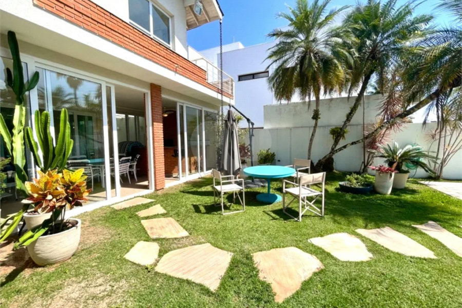 Casa à venda com 4 suítes em Riviera de São Lourenço, Bertioga, SP