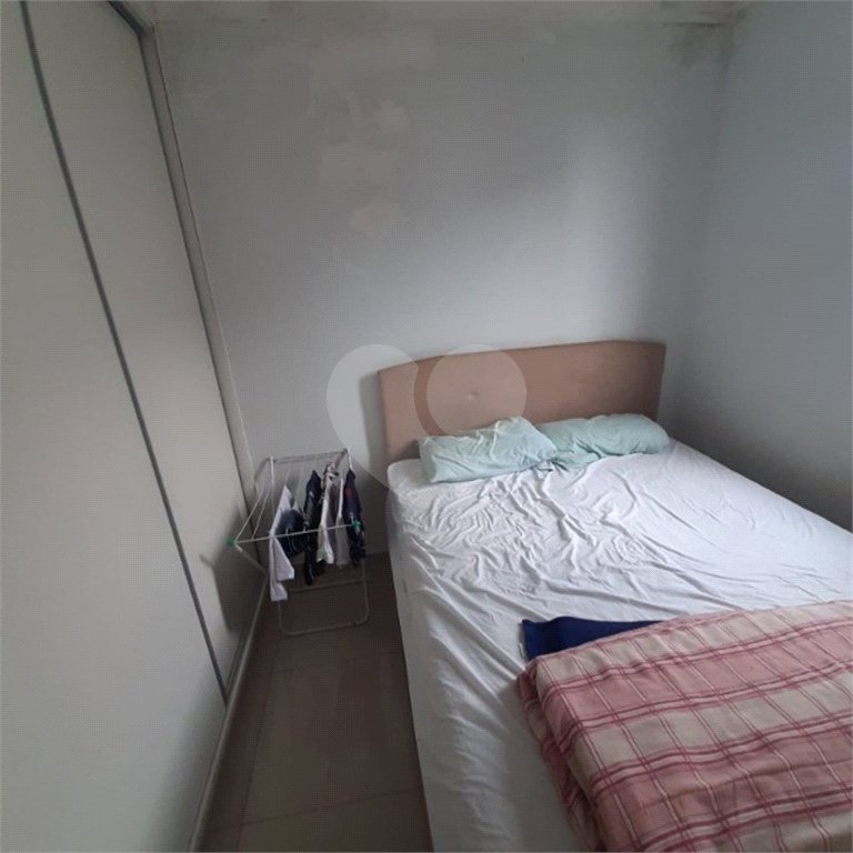 Apartamento no Condomínio Residencial Monte Logan