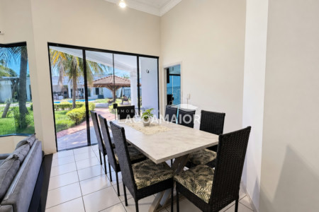 Casa à venda com 4 quartos, sendo 4 suítes, em Jardim Alvorada, Três Lagoas - MS