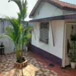 Casa térrea com 300m², 120m² de área construída, 2 quartos, vaga para 3 carros, à venda em Pirituba
