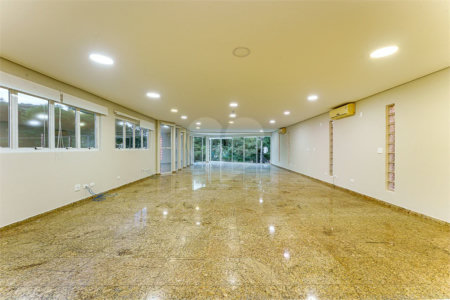 Prédio inteiro comercial á venda e locação na Vila Leopoldina.