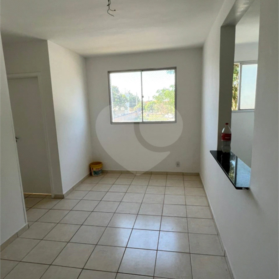 Apartamento no Condomínio Residencial Parque Romance.
