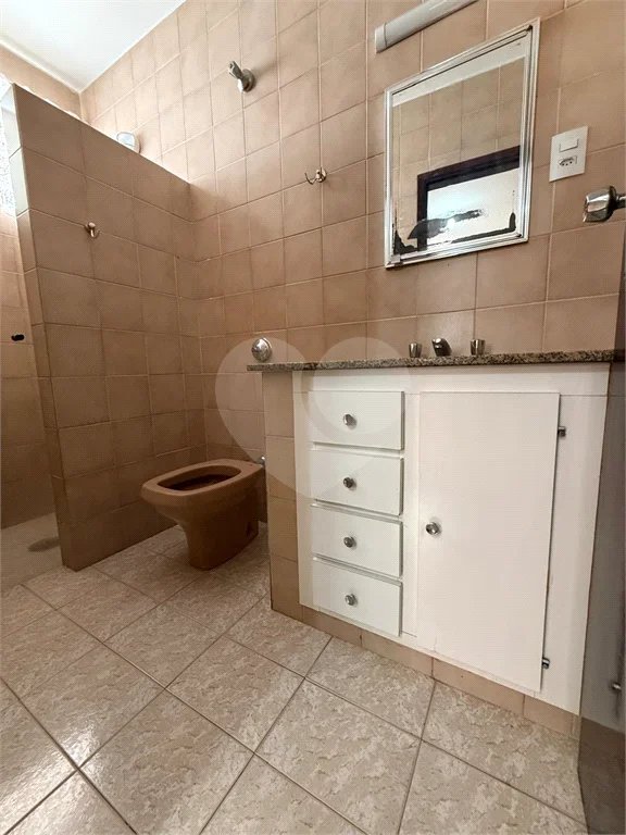 Excelente Casa de Esquina na Vila Monteiro – Oportunidade para Moradia ou Comércio
