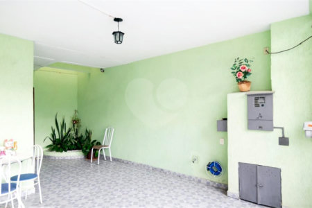Casa para venda e locação no Campo Belo de 120M² com 3 dormitórios, 1 suíte e 3 vagas