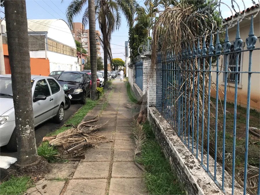 CASA À VENDA COLOCADA COM A SANTA CASA
