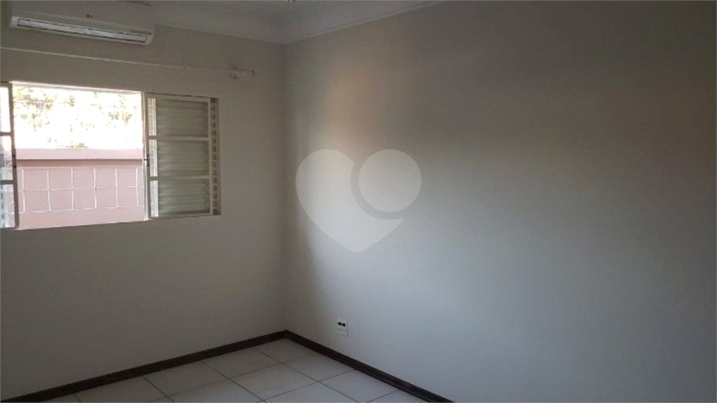 Casa com 4 Quartos para alugar - Residencial Samambaia