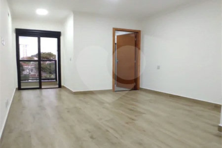 Sobrado à venda na Vila Carrão, 3 quartos (1 suíte)