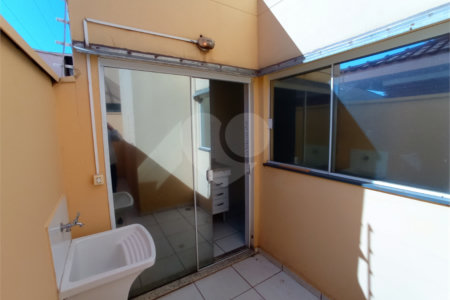 Investimento Certeiro na Gleba 1: Apartamento 1 DormItório, Quintal e Localização que Aluga Fácil