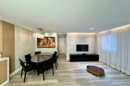 Amplo apto à venda | 113 m² | 3 dormitórios (1 suíte) | 2 vagas na Mooca!