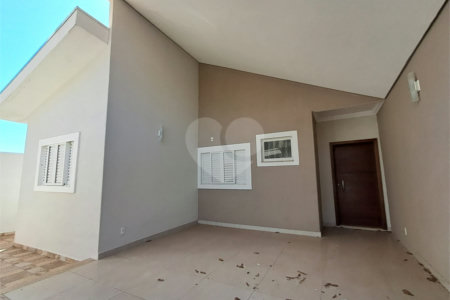 Casa à venda próxima ao SESC com 3 suites