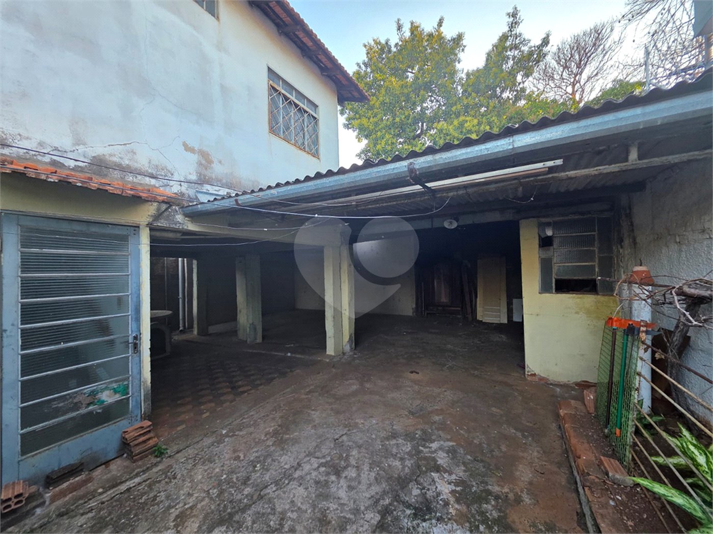 Casa para reforma terreno de 300 m²