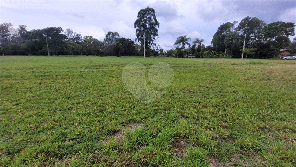 Loteamento Residencial no Condomínio Vila Pinhal do Broa.