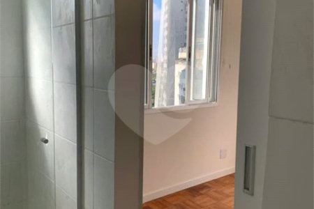 Apartamento á venda no Centro de São Paulo de 26m² com 1 dormitório