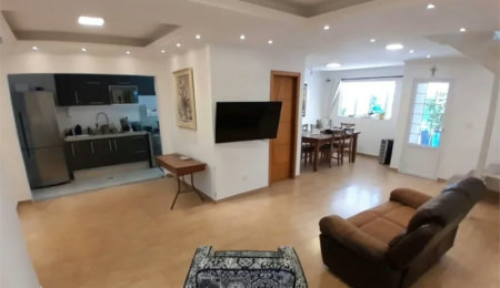 Casa à venda com 3 quartos, sendo 1 suíte,  em Conjunto Residencial Butantã, São Paulo, SP