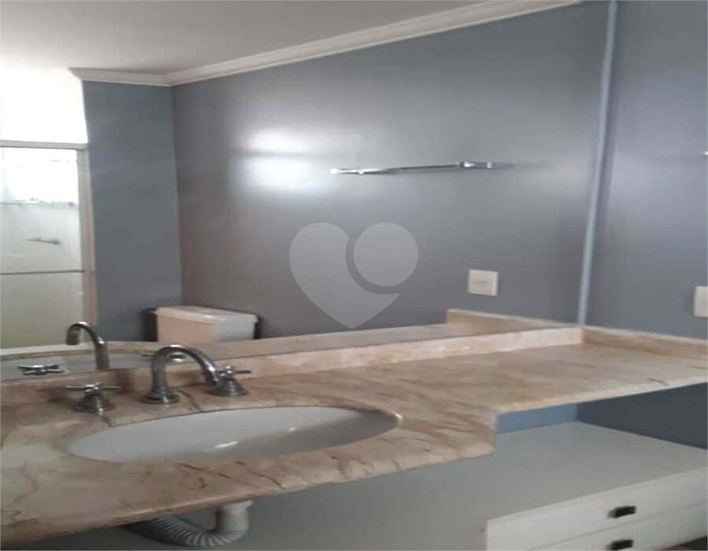 Lindo Apto Edifício Raquel Venda com Sacada gourmet.com 03 dormitórios 01 suíte