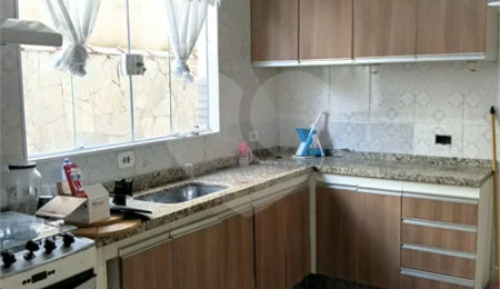 Casa à venda com 2 quartos em Reneville, Mairinque, SP