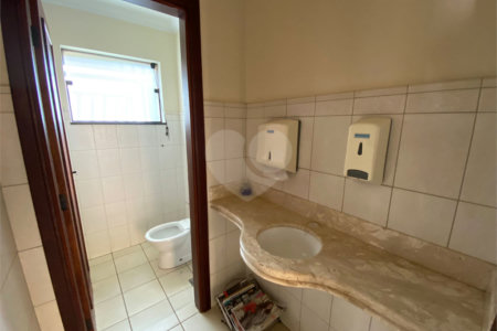 Casa comercial a venda perto da Santa Casa