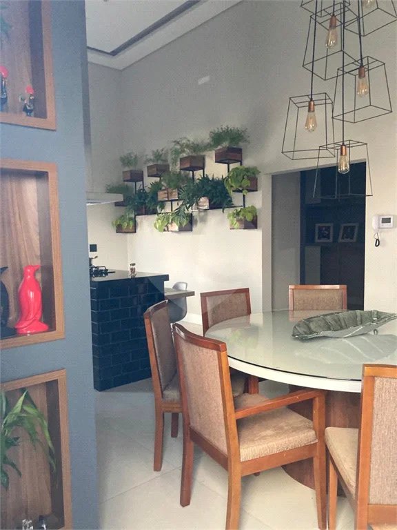 Linda Casa no Residencial Damha 1 em Piracicaba-SP.