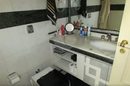 APARTAMENTO COM 4 DORMITÓRIOS E 4 VAGAS À VENDA NA MOOCA