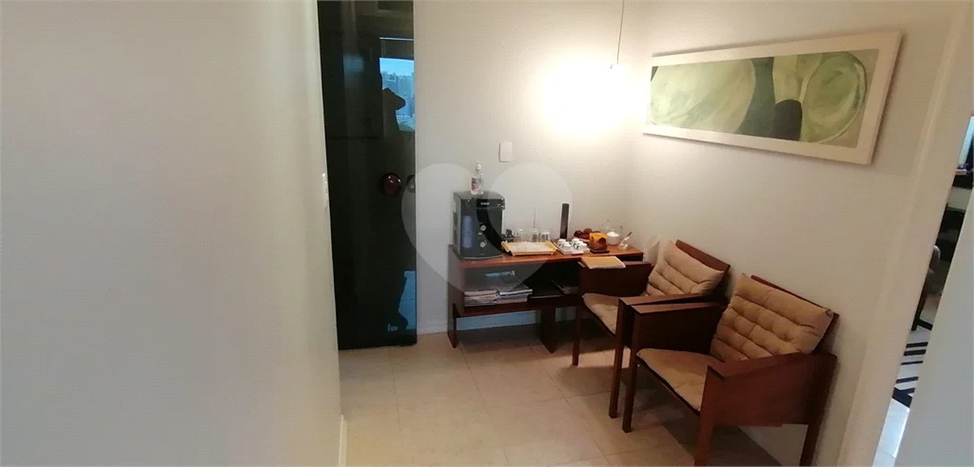CONJUNTO COMERCIAL COM 45m2 PARA VENDA OU LOCAÇÃO NA VILA CLEMENTINO