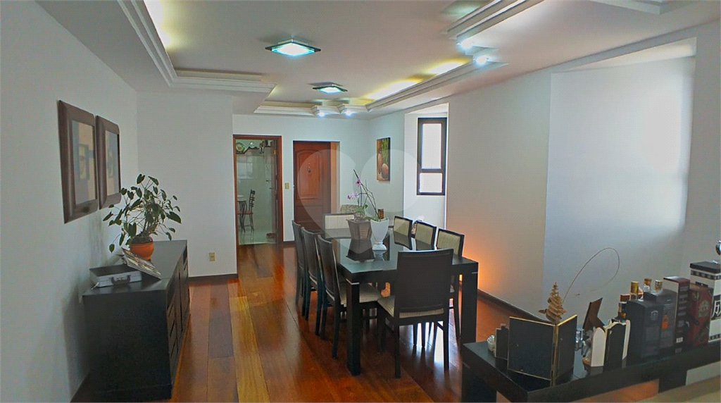 Apartamento no Edíficio Alexandre Previeiro